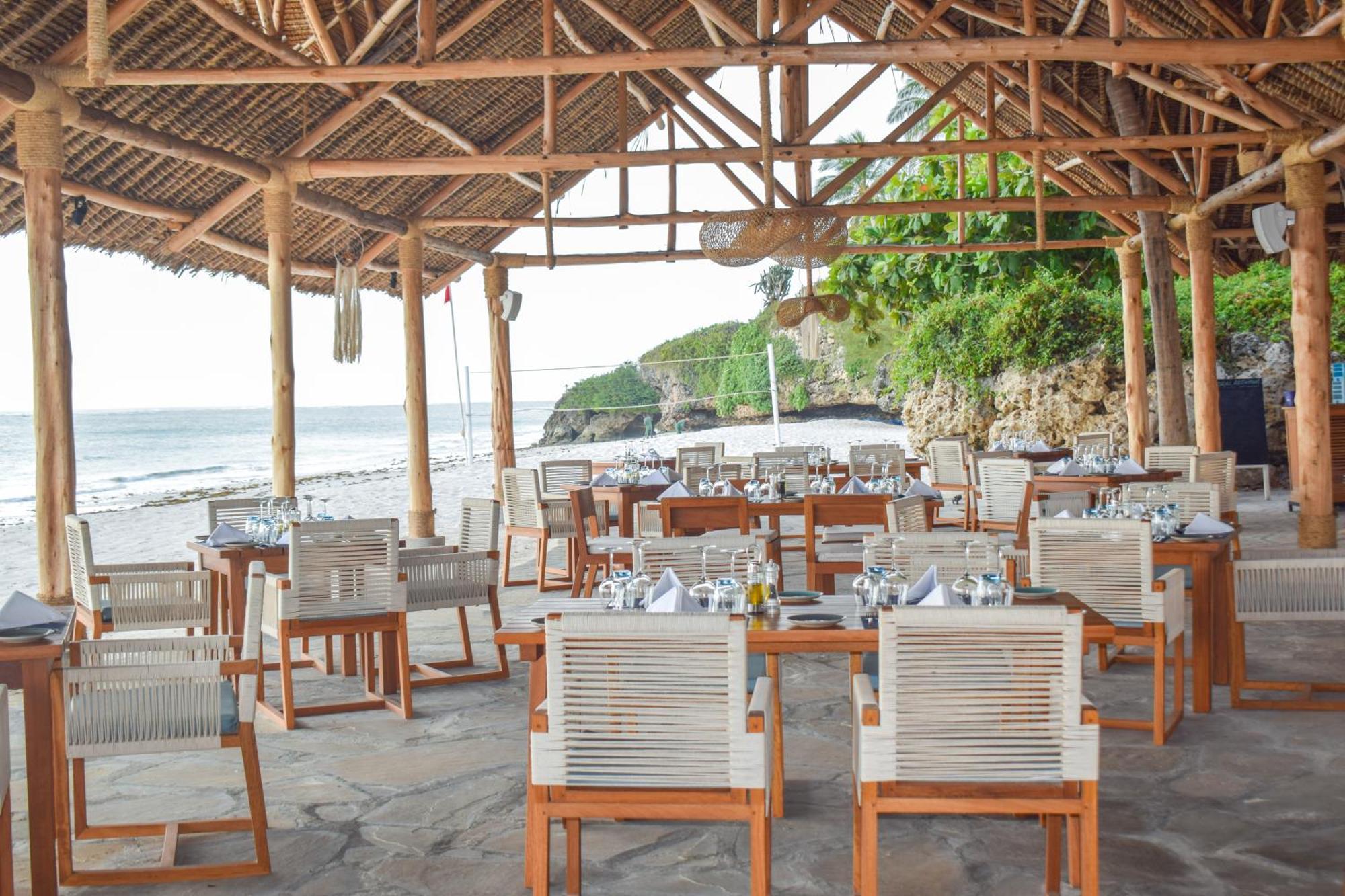 Diamonds Leisure Beach & Golf Resort Diani Beach Kültér fotó